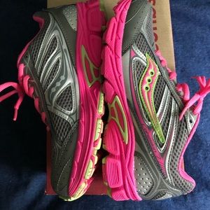 Saucony G Cohan Tennis Shoes EUC